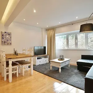  Appartement Stunning Graça Riverview Flat